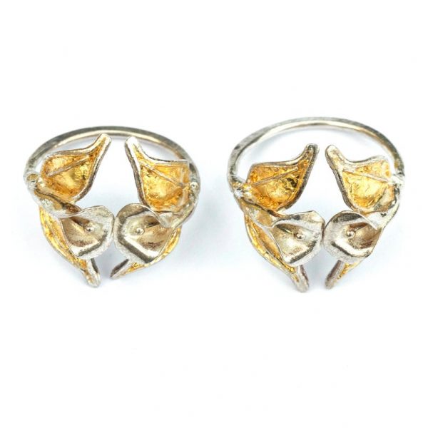 anillo hojas plata, anillo abierto plata, anillo flor grande, anillo flores oro, carlos tellechea, Anillo flores cala oro, anillo artesanal plata, joyería de autor