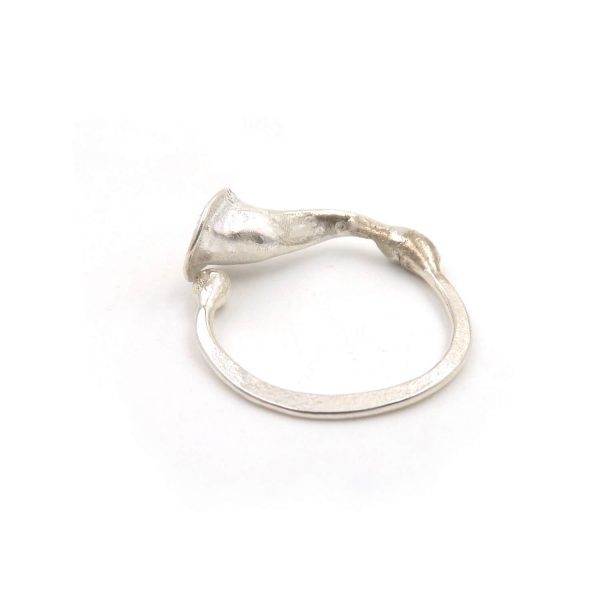 anillo ajustable plata, anillo abierto oro, anillo flores oro, carlos tellechea, Anillo flores cala oro, anillo artesanal cruzado, joyería de autor