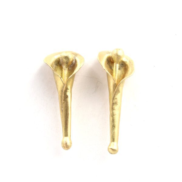 Pendientes flor cala oro, carlos tellechea,  joyería de autor , pendientes artesanales