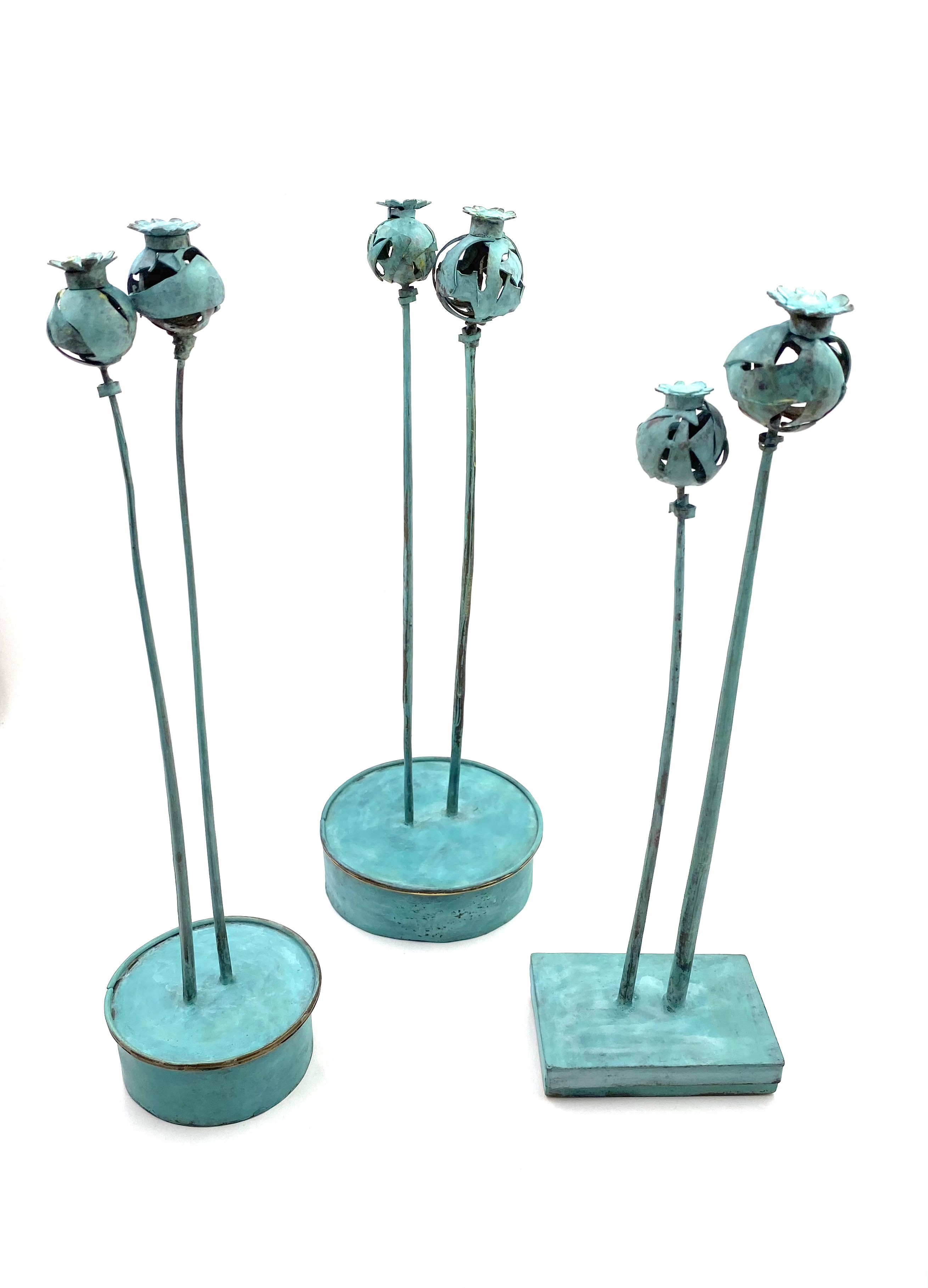 IMG_3796 flores modernas, flores artificiales para decorar, figuras decorativas de diseño, salón moderno, escultura moderna, esculturas decorativas para el hogar, carlos tellechea, escultura con pátina, esculturas modernas para casa