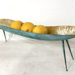 CUENCO ALARGADO BRONCE 4 PATAS CARLOS TELLECHEA ARTE ARTESANIA