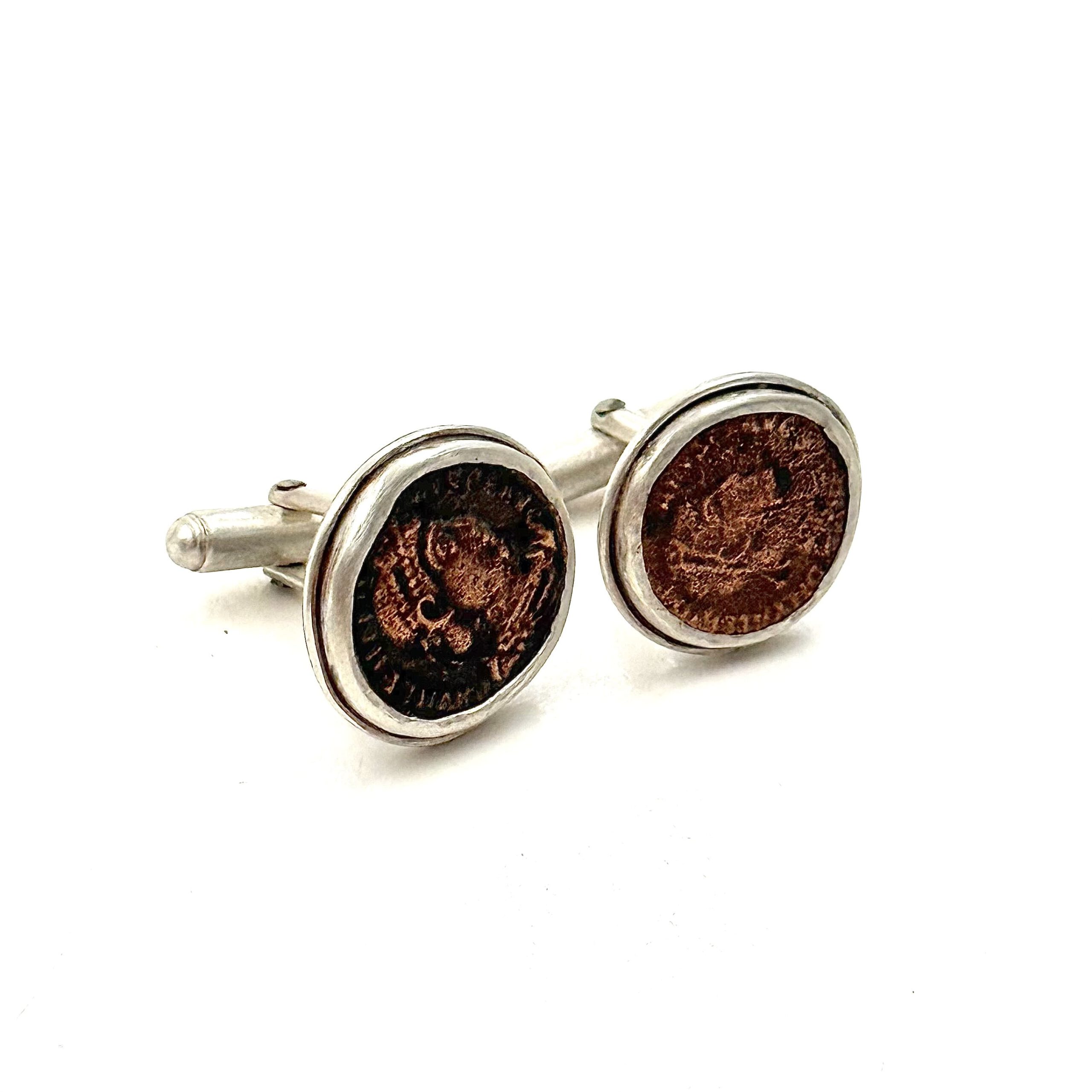 Silver cufflinks with two Roman coins - Image 4