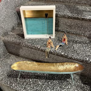 Pack includes elongated bowl, ''Stairway to Heaven'' sculpture and ceramic dolls