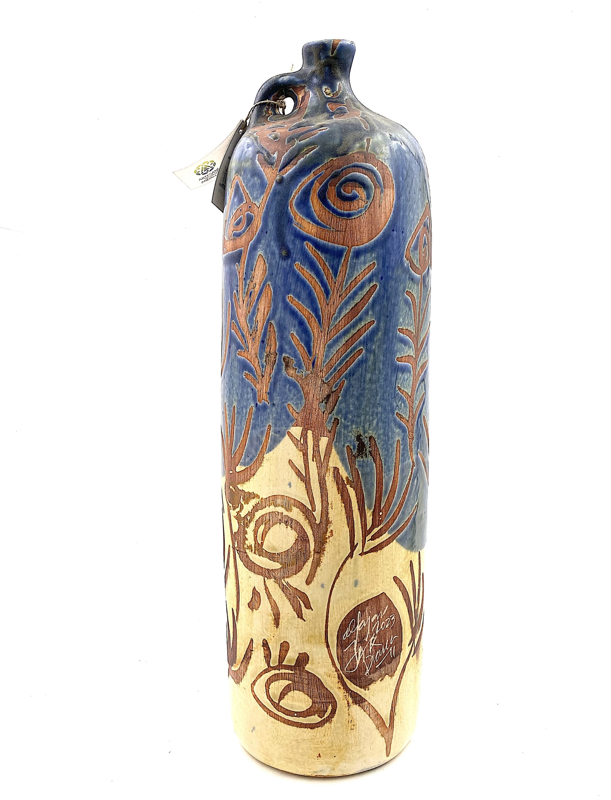 botella ceramica pintada a mano hecha en malaga arteartesania carlos tellechea